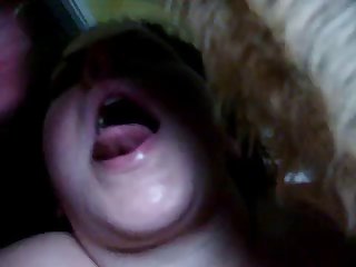 Je Suis Resté Allongé Là En Attendant Que Le Gros Chien Prenne Un Autre Tour Sur Moi