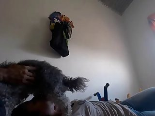 Hooyo Waxay Iga Dhigtaa Inaan Xidho Xafaayadda Mar Kasta. Hooyo Sax Ah
